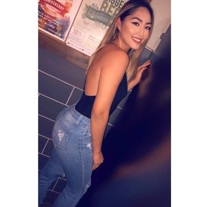 Meet your Posher, Nhi